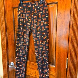 Lularoe Bears & Bowties Leggings EUC One Size